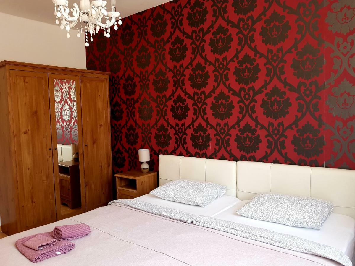 Apartament Lina Mogan